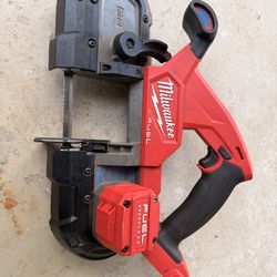 Milwaukee M18 FUEL Band Saw