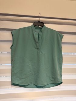 FIGS Sleeveless Scrub Top Green