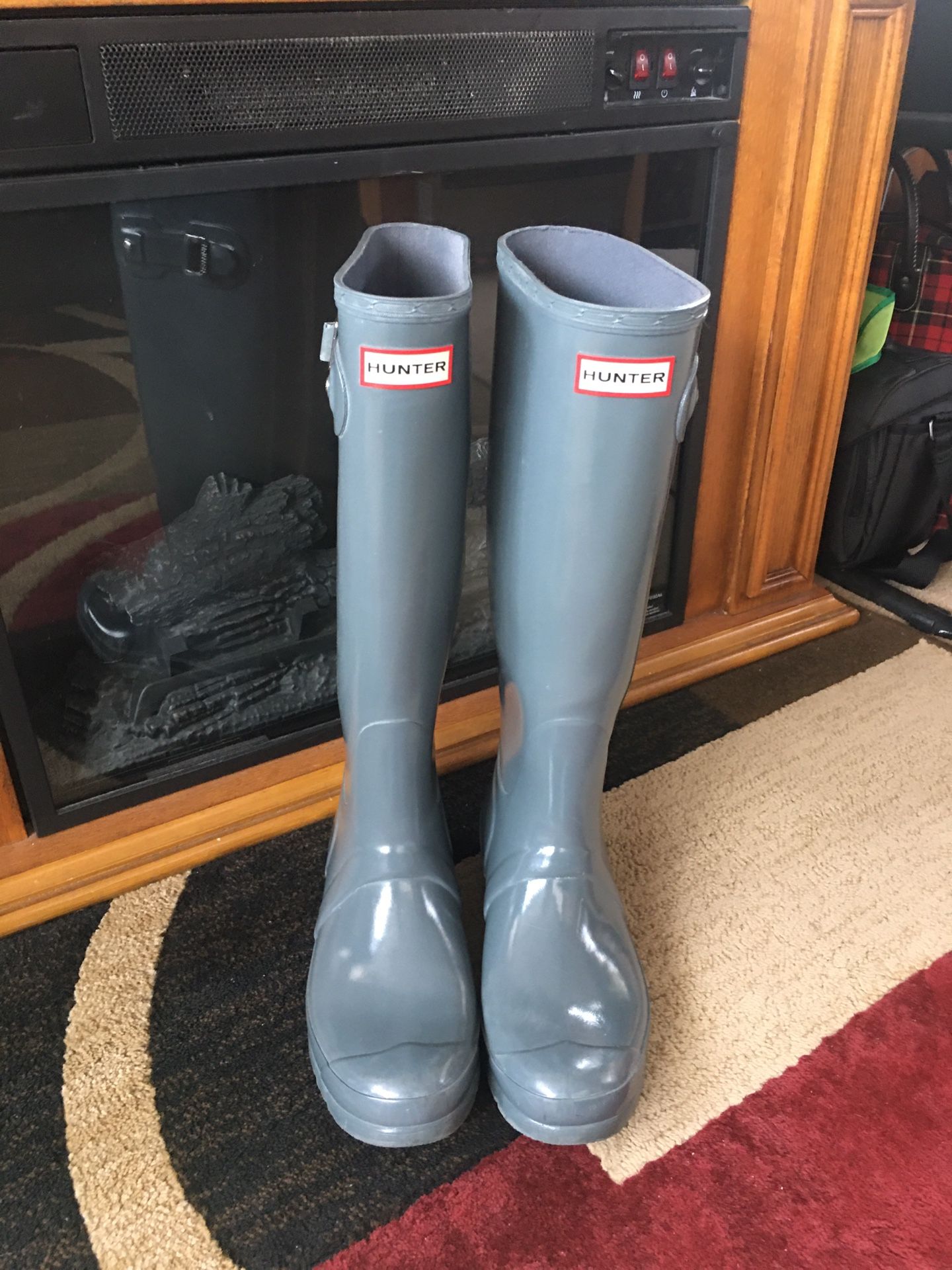 Hunter rain boots size 9