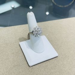 Gold Diamond Ring 