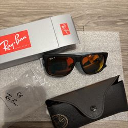 Ray-Ban Sunglasses Man Justin Color Mix - Black Frame Red Lenses 54-16