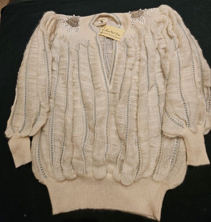 New! Hand-loomed and crocheted sweater and skirt set, Size M