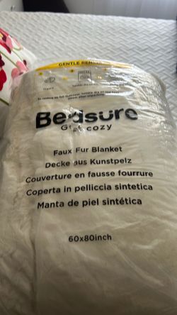 Faux fur blanket