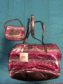 Nine West Handbag and matching small Purse New never used worth 70 will sell 45