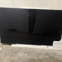 70” TCL SMART TV