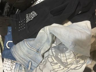 2 ksubis jeans for 80$ sz 32