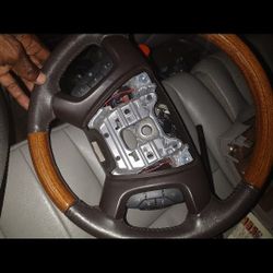 Yukon Steering Wheel 