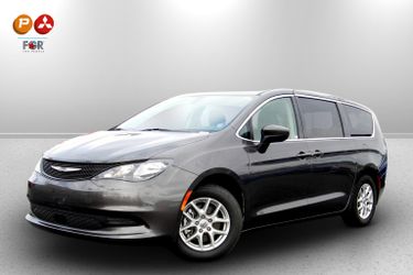 2022 Chrysler Voyager