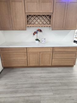Shaker Kitchen (Oak)