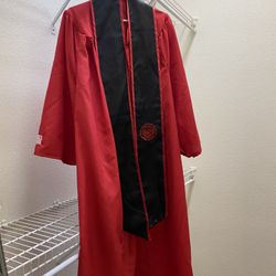 Graduation Gowns & Caps