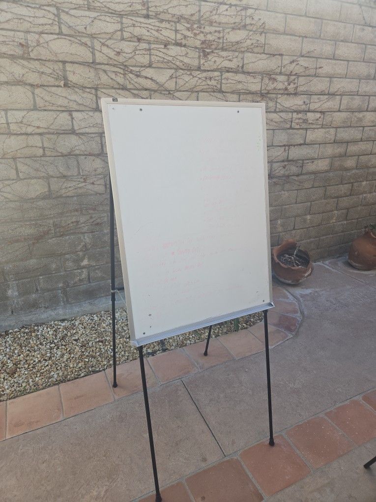 Easel Board