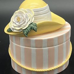 Two’s Company Hat With Box Trinket Box