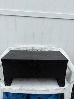 Small truck bed box