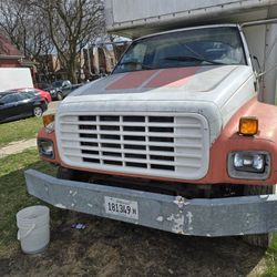 2000 Chevrolet T-Series