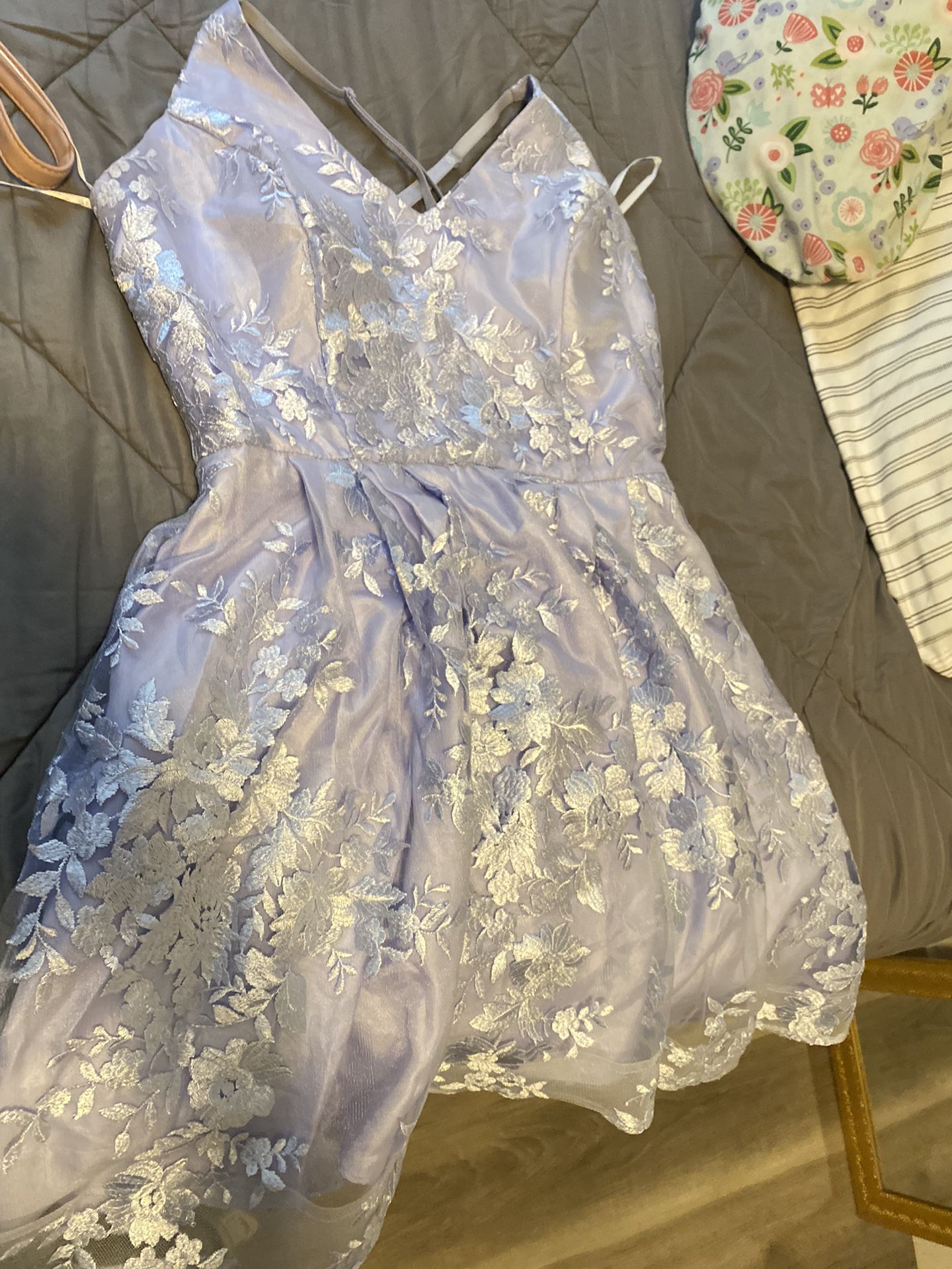 Vestido de Dama En Color Morado 💜 Talla M