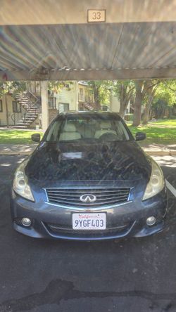 2011 infiniti g25