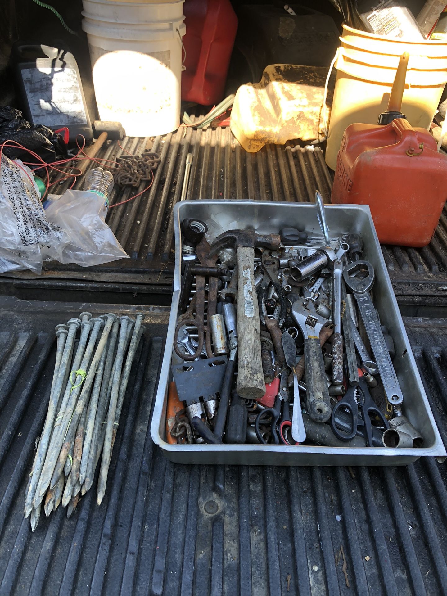 TRAY OF TOOLS