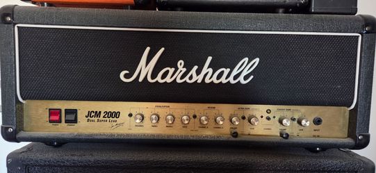 Marshall JCM 2000