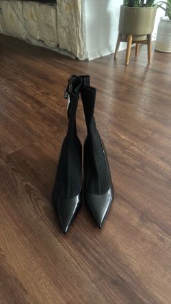 Zara heels / sock attachment