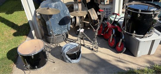 Drums