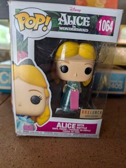 Alice in Wonderland Funko Pop! Alice #1064 *DAMAGED BOX*
