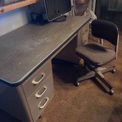 Vintage tanker Desk