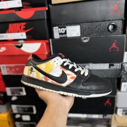 Nike SB Dunk Low Raygun Black Size 8.5 USED 