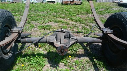 Ford F150 1997-2000 Rearend With hubs And Springs