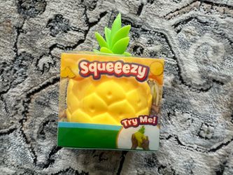 Squeezy Pineapple Squishy Toy – Viral Sensory Fidget Toy