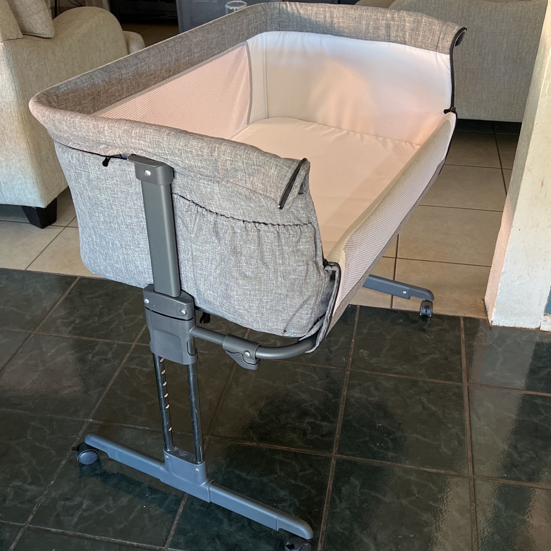 Baby Crib for Sale in Moreno Valley, CA OfferUp
