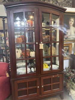Nice Contemporary Modern Hutch With Glass Shelves And Light