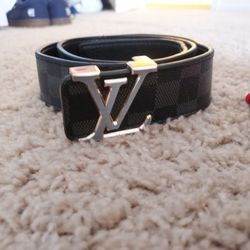 Louis Vuitton belt