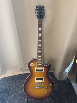 2017 Gibson Les Paul Classic electric guitar