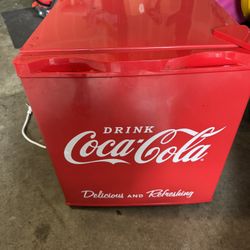 Coca Cola Mini Fridge