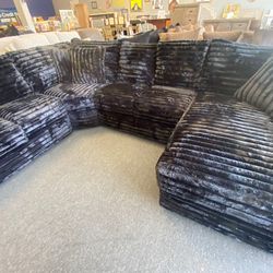 Black Onyx Plush Corduroy 2pc Sectional with Chaise 120x65 includes six accent pillow pick up can deliver