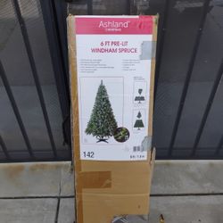 Christmas Tree 