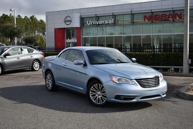 2012 Chrysler 200