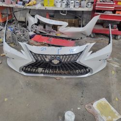 2025 Lexus Es Bumper 