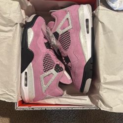 Air Jordan 4 Orchrid 