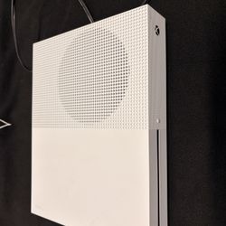 Xbox One S - 1 TB