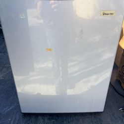 Refrigerator Bar Size