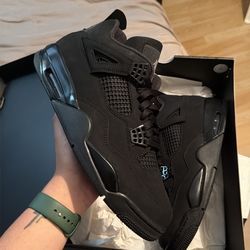 Jordan 4 Black cat