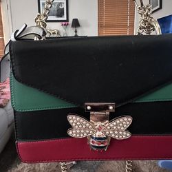 Black And Gold Bee fashion clutch