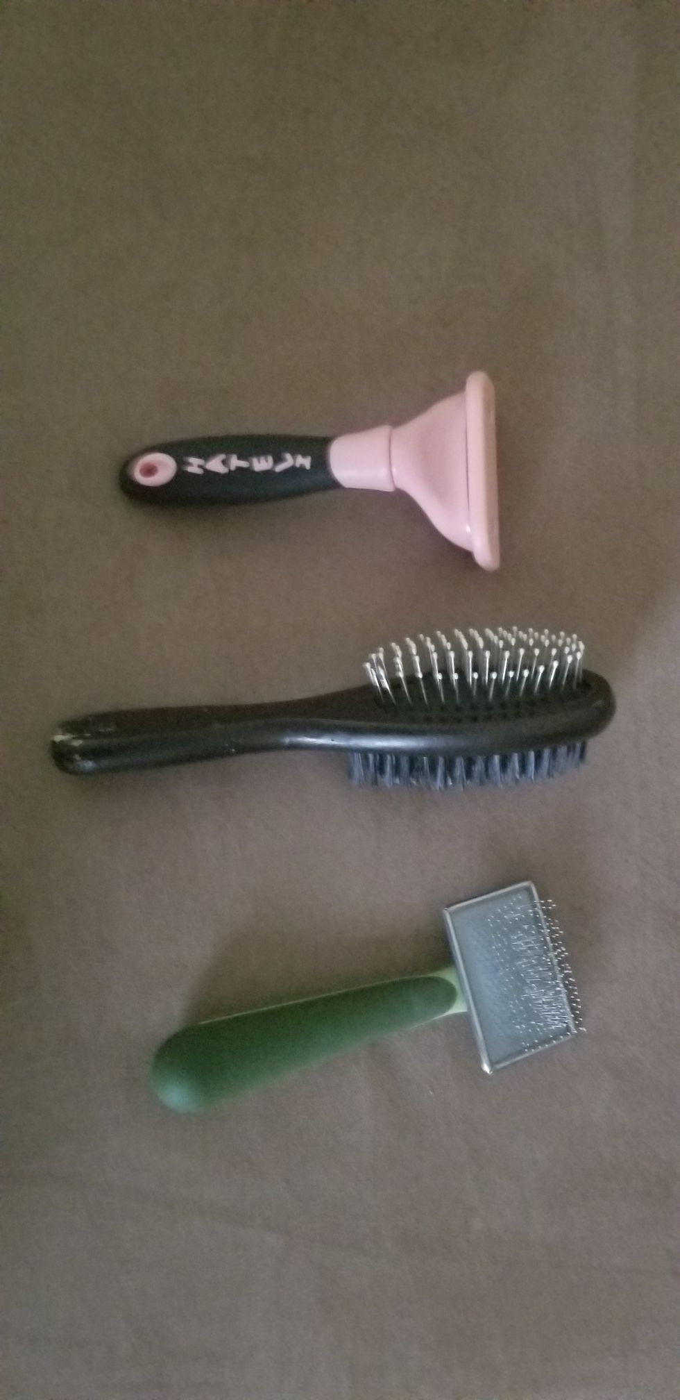 Pet Deshedding tools and brush