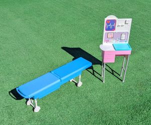 Barbie You Can Be Anything Medical Doctor PlaySet Toy Exam Table+Stand Lot EUC