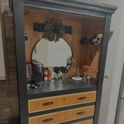 Coffee Bar/Furniture - Lights/Mirror included! 