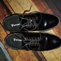 Bates high-gloss uniform oxford shoes. Size 11