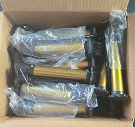 ( Lot of 25 ) Mini Potable Air Pump Sports Ball.