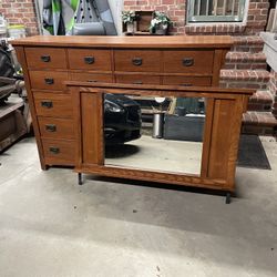 Oak Bedroom Furniture 