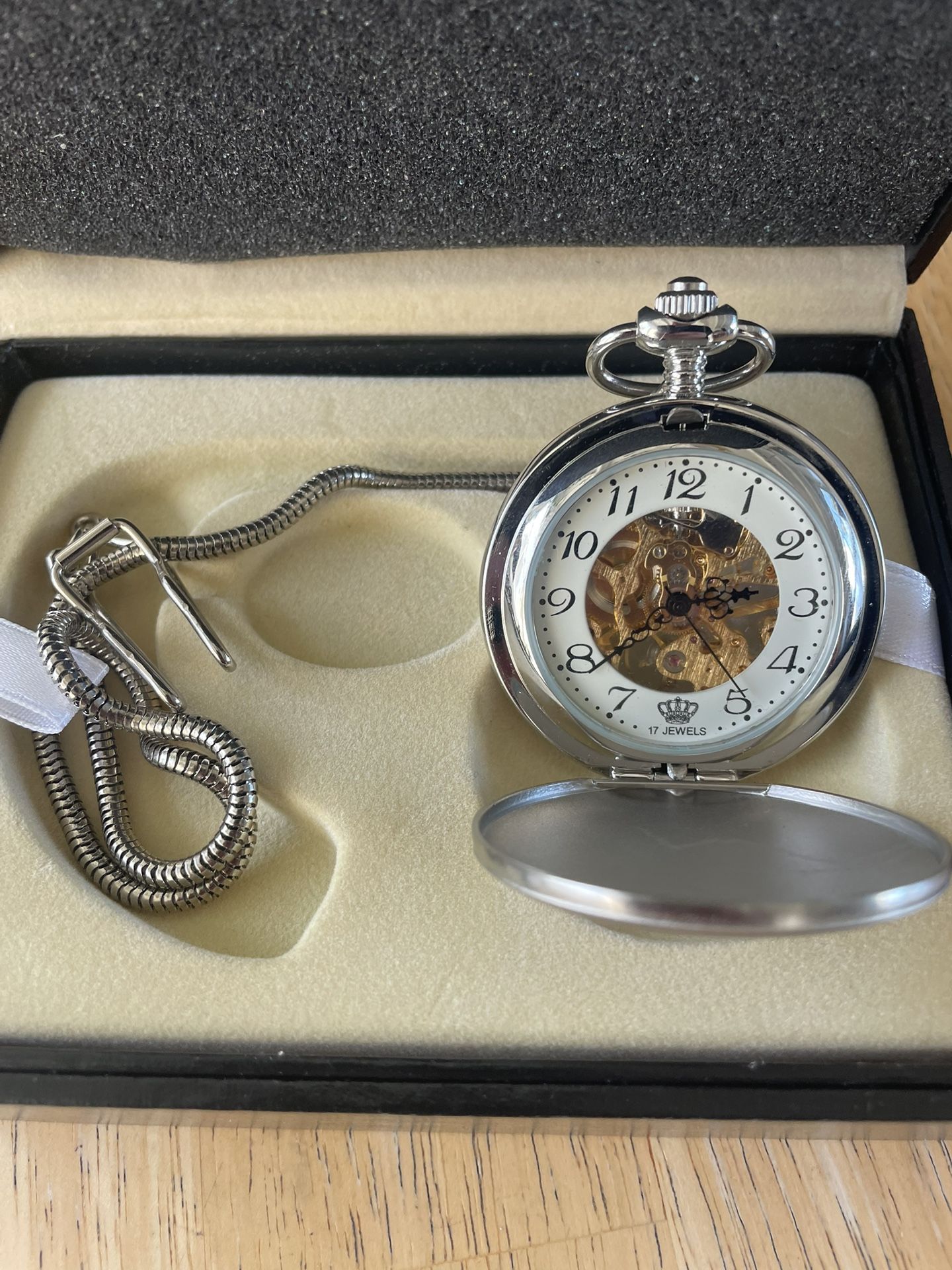 Devonshire 17 Jewel Pocket Watch